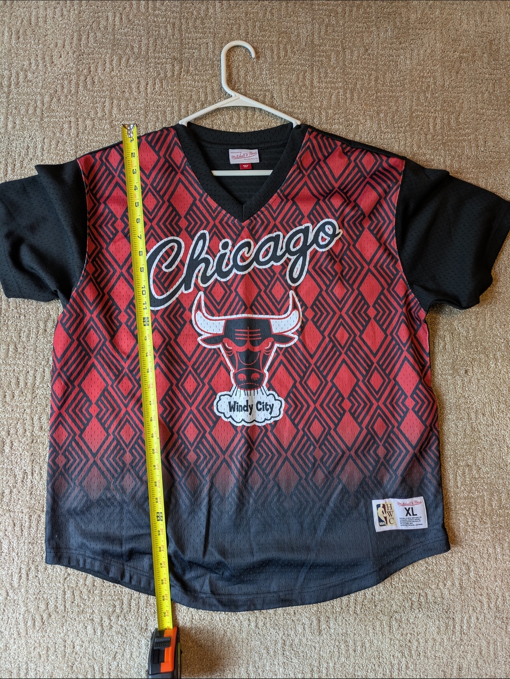 Chicago Bulls Red & Black Windy City Jersey - XL